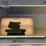 Panduan bagasi pesawat terbaru lengkap: aturan berat, ukuran kabin & bagasi terdaftar, serta tips hemat untuk perjalanan tanpa ribet.