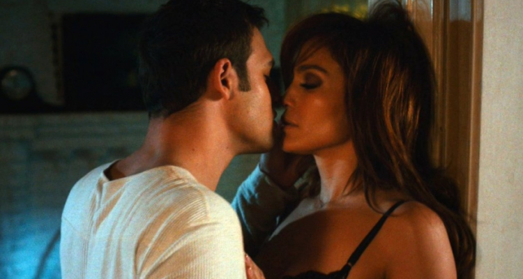 Daftar 15 film semi barat terbaik dengan cerita dewasa, sinematografi kuat, dan panduan menonton bijak untuk penonton 18+. Daftar 15 film semi barat terbaik dengan cerita dewasa, sinematografi kuat, dan panduan menonton bijak untuk penonton 18+.