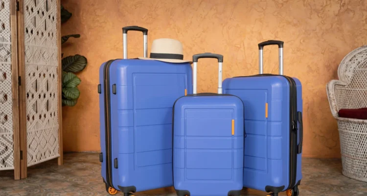 Panduan ukuran koper sesuai kebutuhan perjalanan agar packing lebih efisien, nyaman, dan sesuai aturan maskapai.